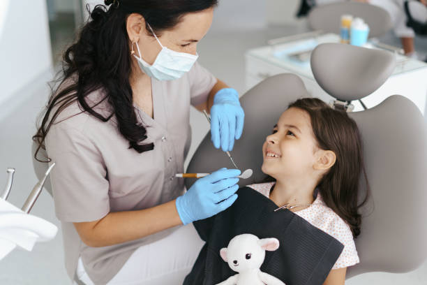 Best Emergency Dental Extractions in Kingsburg, CA